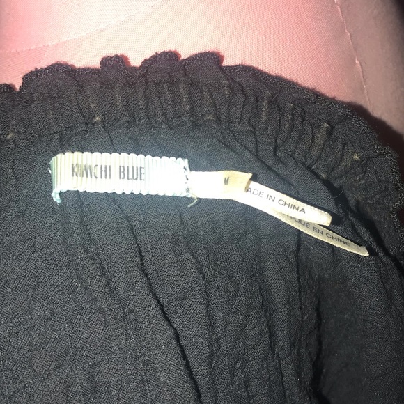 Off-the-shoulder Crop Top - Picture 3 of 3